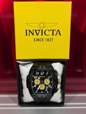 Invicta Black And Gold Chronograph Watch New With Box